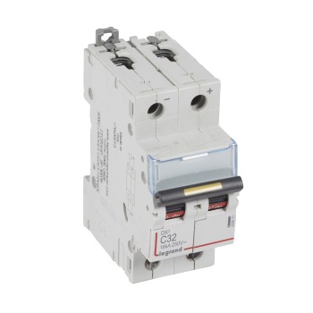 Legrand DX3 | DC автоматичен прекъсвач | 2P, 32A, крива C, 12–500V DC, 16kA Legrand DX3 | DC автоматичен прекъсвач | 2P, 32A, крива C, 12–500V DC, 16kA