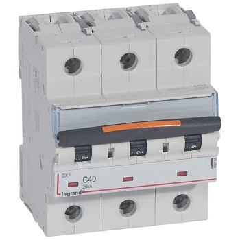 Legrand DX3 | Автоматичен прекъсвач | 3P, 40A, крива C, 25kA
